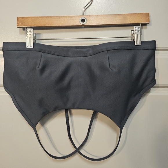 ALO Yoga Other - Alo Yoga Airlift Intrigue Bra- Anthracite